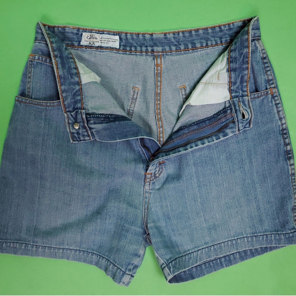 Vintage 70s/80s jean shorts - Picture 13 of 16
